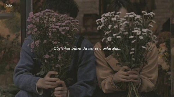 Nilüfer-Son Arzum//Sözleri||"Son arzun nedir diye, gelip de bana sorsalar..."