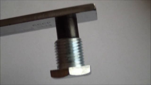 LADA XRAY/VESTA - Сливная пробка поддона дв. 21129 и 21179 смотреть онлайн