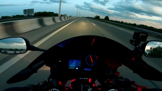 Ночной прохват на СПОРТБАЙКАХ-2|Клип на мотоциклах смотреть онлайн