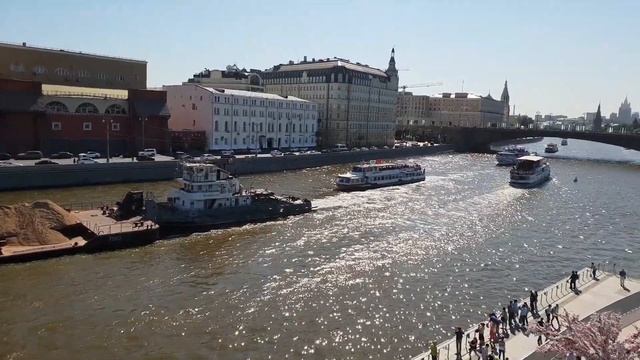 ПАРК ЗАРЯДЬЕ днём видео смотреть онлайн