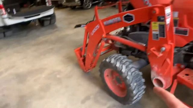 KUBOTA L3901, My 100 hour REVIEW смотреть онлайн