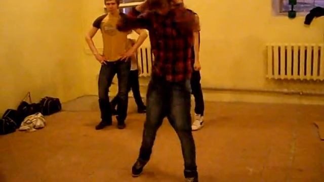 Electro Battles in Pushkino vol. 4 ^^^ Le choC vs Trisha ^^^ смотреть онлайн