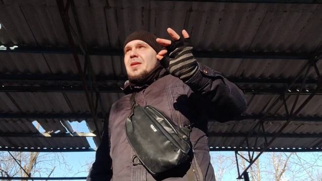 ГУЛЯЮ ПО ПАРКУ смотреть онлайн