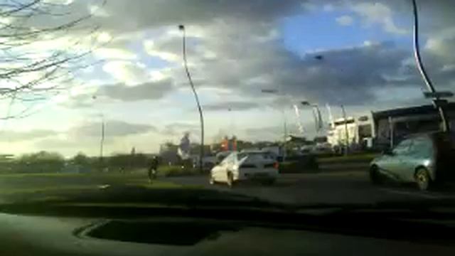 Honda Civic VS Integre typre R смотреть онлайн