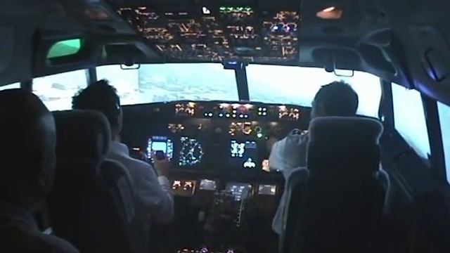 My first lesson on how to fly a Boeing 737 to Hong Kai Tak (VHHH): Flight Experience Ltd. смотреть онлайн