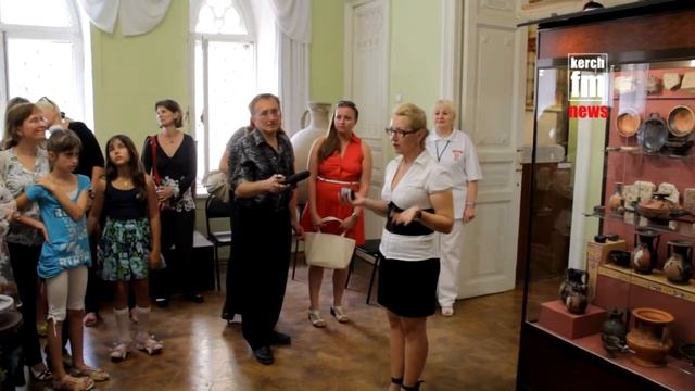 Открытие новой выставки в музее Керчи смотреть онлайн