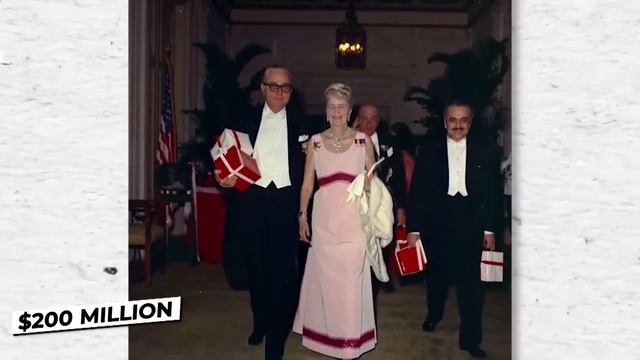 Внутри американского замка Дональда Трампа Мар-а-Лаго смотреть онлайн