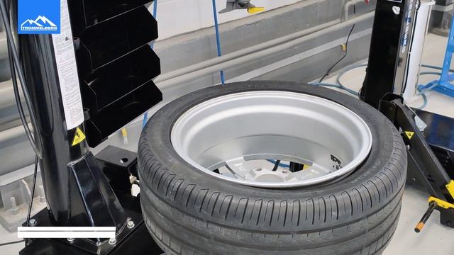 Шиномонтажный полуавтомат с инвертором TROMMELBERG 1870B 12-28 дюймов (1Ф.х230В) смотреть онлайн