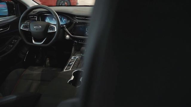Чем хорош седан OMODA S5? Обзор автомобиля менеджером продаж дилерского центра ПИОН. смотреть онлайн