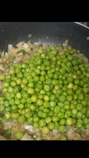 Any green peas egg masala lovers? #shorts смотреть онлайн