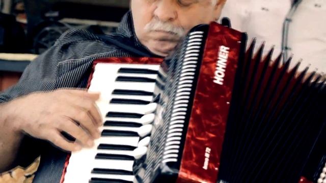 RAFAEL RICARDO Y ALEX LEDEZMA - QUINCE AÑOS - M&MG STUDIOS смотреть онлайн
