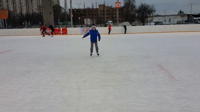 Арсений на катке 2 смотреть онлайн