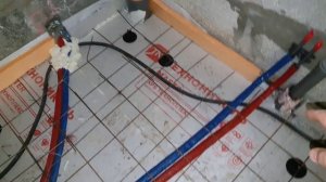 как по полу сделать разводку отопления и водоснабжения