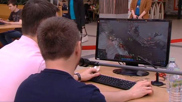 Международный кибертурнир смотреть онлайн