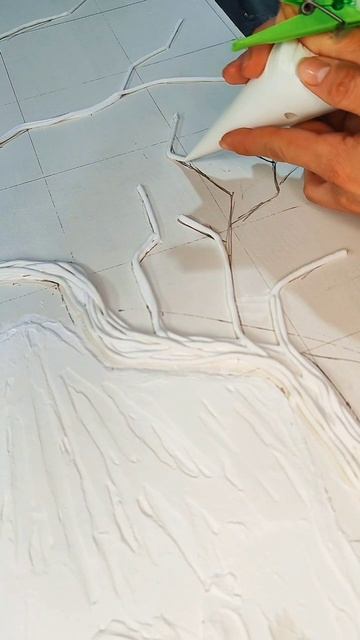 Нанесение текстуры, интерьерная картина дерево в горах