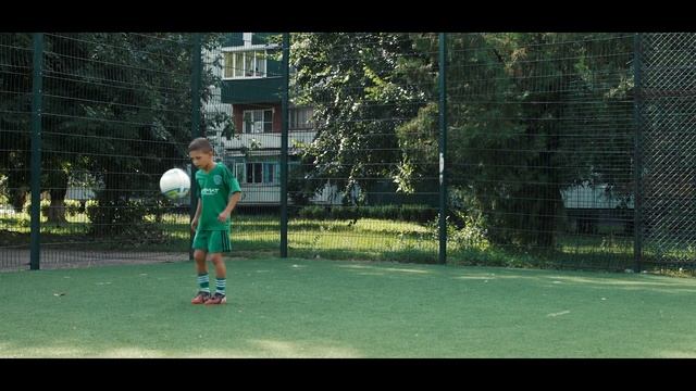 Рекорд набивания мячом, 2700 раз. | Джабраилов Билал, 8 лет смотреть онлайн