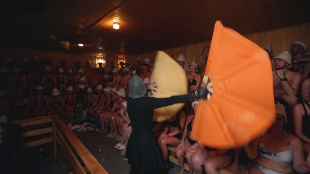 Рекорд России по массовому парению в Самарских термах смотреть онлайн