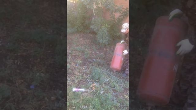 Сливаем газолин с газового болона смотреть онлайн