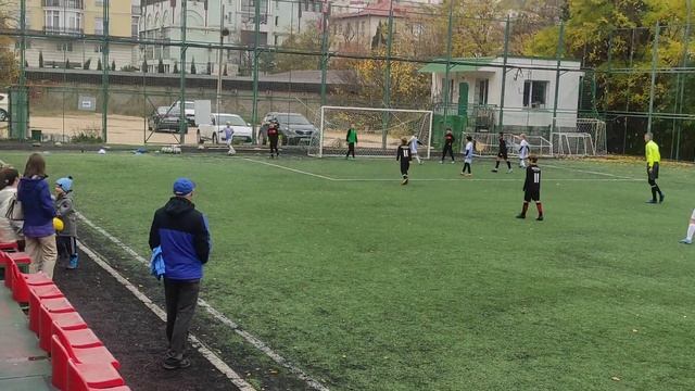 ДЮФК Севастополь - Спартаковец Симферополь 2012 2 тайм смотреть онлайн