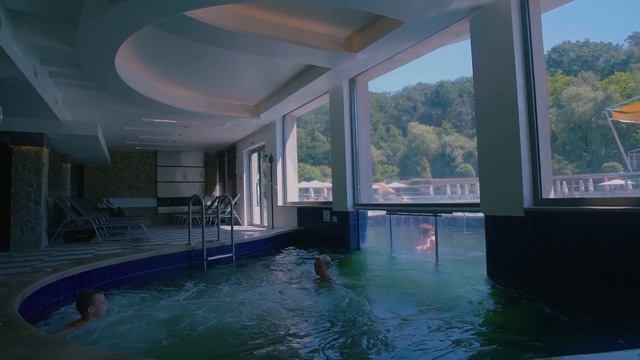 SPA-комплекс "Срібні Терми" смотреть онлайн