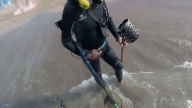 МЕГА УДАЧА!(золотая шайба) пляжный поиск в Барселоне