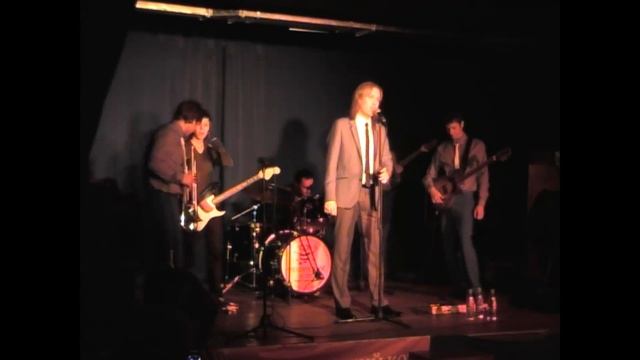 METAPHISIQUE/МЕТАФИЗИКА in the Cheshire Cat club (English subtitles) смотреть онлайн