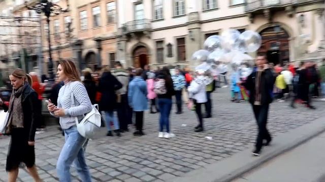 Прогулка по Львову. смотреть онлайн