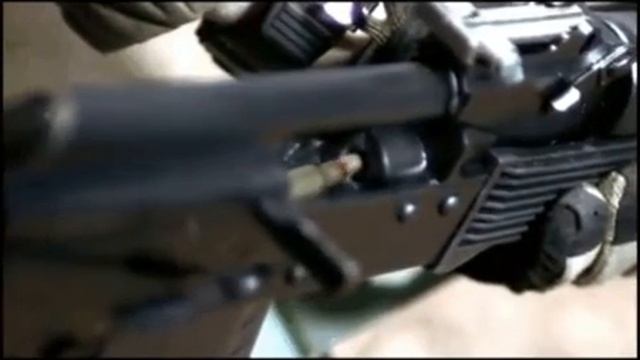 Как подаются патроны из магазина смотреть онлайн