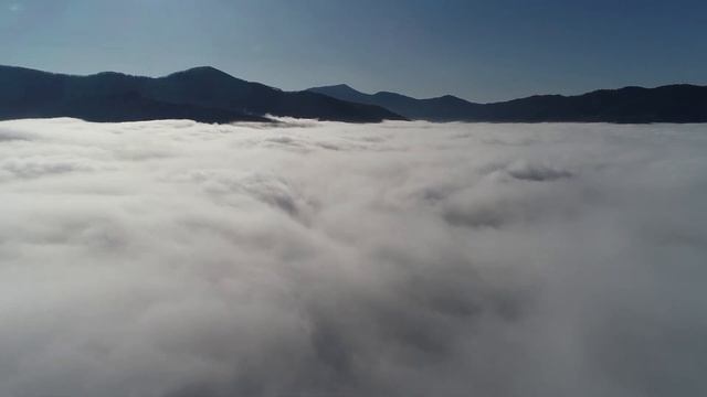 Рахів файне місто,лиш трохи у хмарах :) Рахів Плай смотреть онлайн