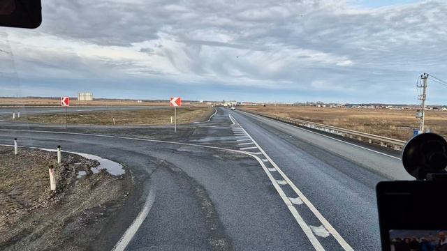 Рейс г Омск. Приехал на замену лобового стекла.