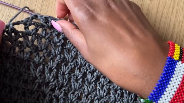 How To crochet A Minimal Tank Top / DIY Top / V-Stitch смотреть онлайн
