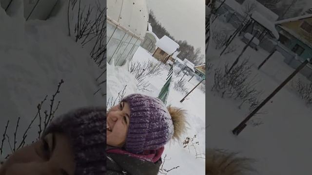 ДАЧНЫЙ ОТДЫХ ЗИМОЙ ОН ТАКОЙ💪😄НАЛОПАТИЛИСЬ ВДОВОЛЬ😁👍#дача#зима#русскаязима#снег#зимнийотдых#лопата смотреть онлайн