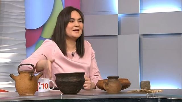 В Ханты-Мансийске открылась выставка «Глина. Форма. Традиции» смотреть онлайн