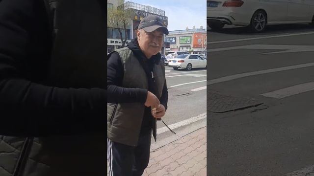 Китай,Хуньчунь. Торговая улица. 25 апреля 2023 года. смотреть онлайн