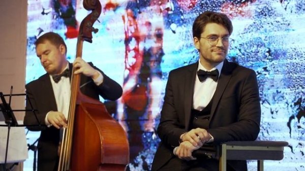 Нью-йоркский джаз на панорамной крыше / ROOFEVENTS.RU