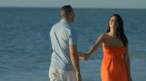 Футаж  Влюбленная парочка у моря