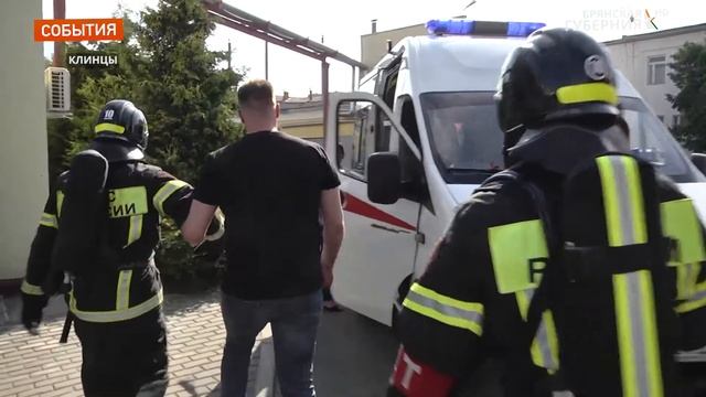 В торгово-развлекательном комплексе в Клинцах прошли пожарно-тактические учения смотреть онлайн