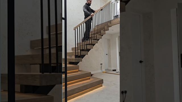 Установка перила ограждения. Installation of fencing railings #зина # смотреть онлайн