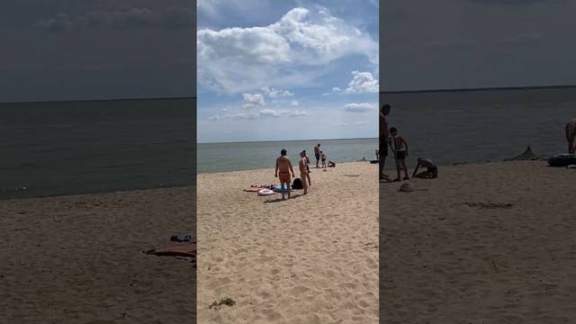 ЕЙСК. САЛЮТ. ПЛЯЖ #2024 #море #азовскоеморе #пляж #beach #ейск #ейск2024 #ейскаякоса #салют #отдых смотреть онлайн