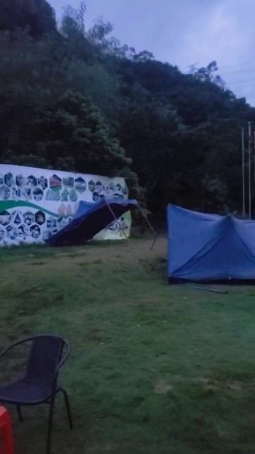 Вторая ночь ночёвки в палатке.Дождь , ветер , летающие навесы. смотреть онлайн