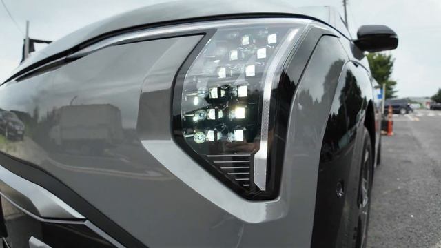 기아 EV3 GT라인 롱레인지 2WD 1인칭 주행 & 기능 살펴보기 (2025 Kia EV3 GT-Line 2WD POV Test Drive) смотреть онлайн