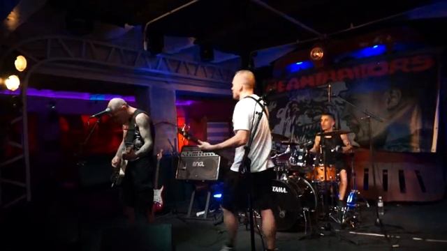 04. *THE MEANTRAITORS* 28.01.2015 Севастополь, Станция М смотреть онлайн