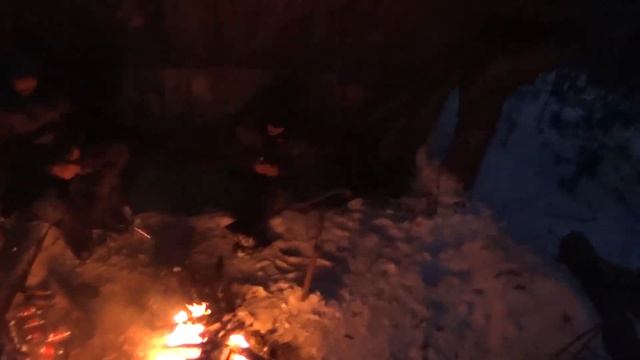 Поход в зимний лес, с ночевкой у костра. 2014 смотреть онлайн