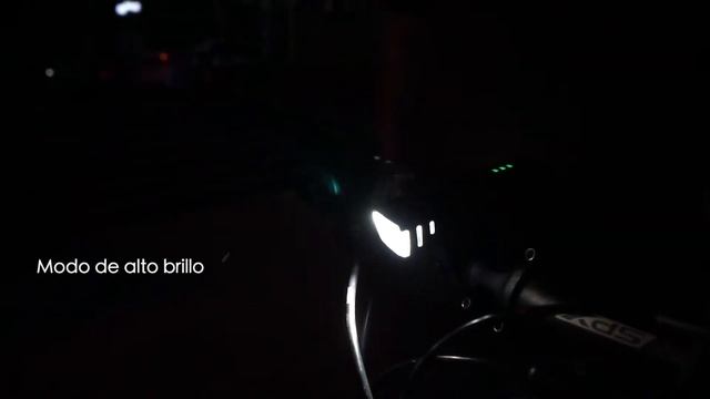 wheelup 220 -Vídeo de tiro real ligero de conducción，250LM смотреть онлайн