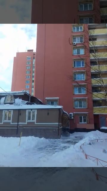 Ошибка строителей или зачем окно? смотреть онлайн