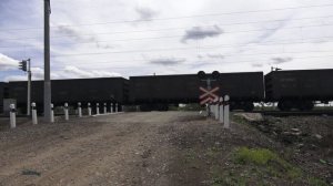RailWay  Two Russian Electric Locomotive 3ES5K with a freight train / Электровозы РЖД на жд переезд