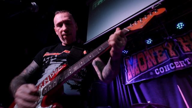 THE MEANTRAITORS смотреть онлайн