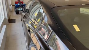 Сравнение бензиновой и гибридной версии тойота камри в новом 80 кузове!