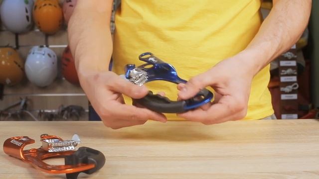 Жумар First Ascent Ropewalker смотреть онлайн