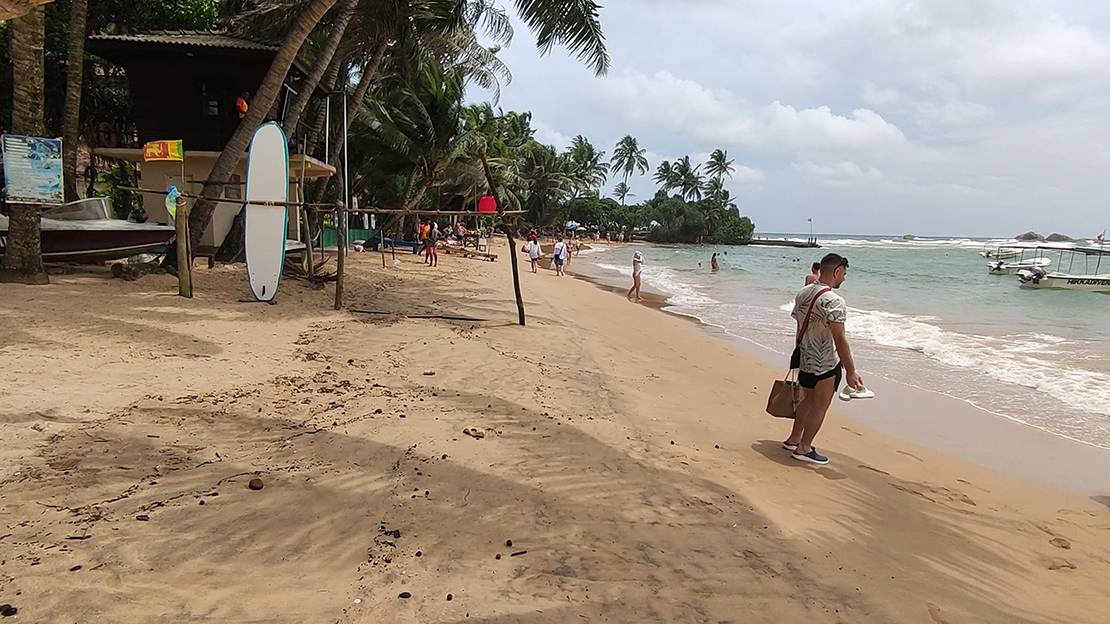 ШРИ-ЛАНКА ЧЕРЕПАШИЙ ПЛЯЖ смотреть онлайн